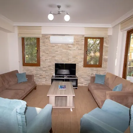 Prestij Letoon 4+1 Villa, Oezel Havuzlu, Vila *